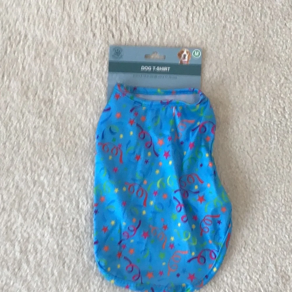 Cute doggie T shirt in stretchy polyester fabric. - Picture 1 of 3